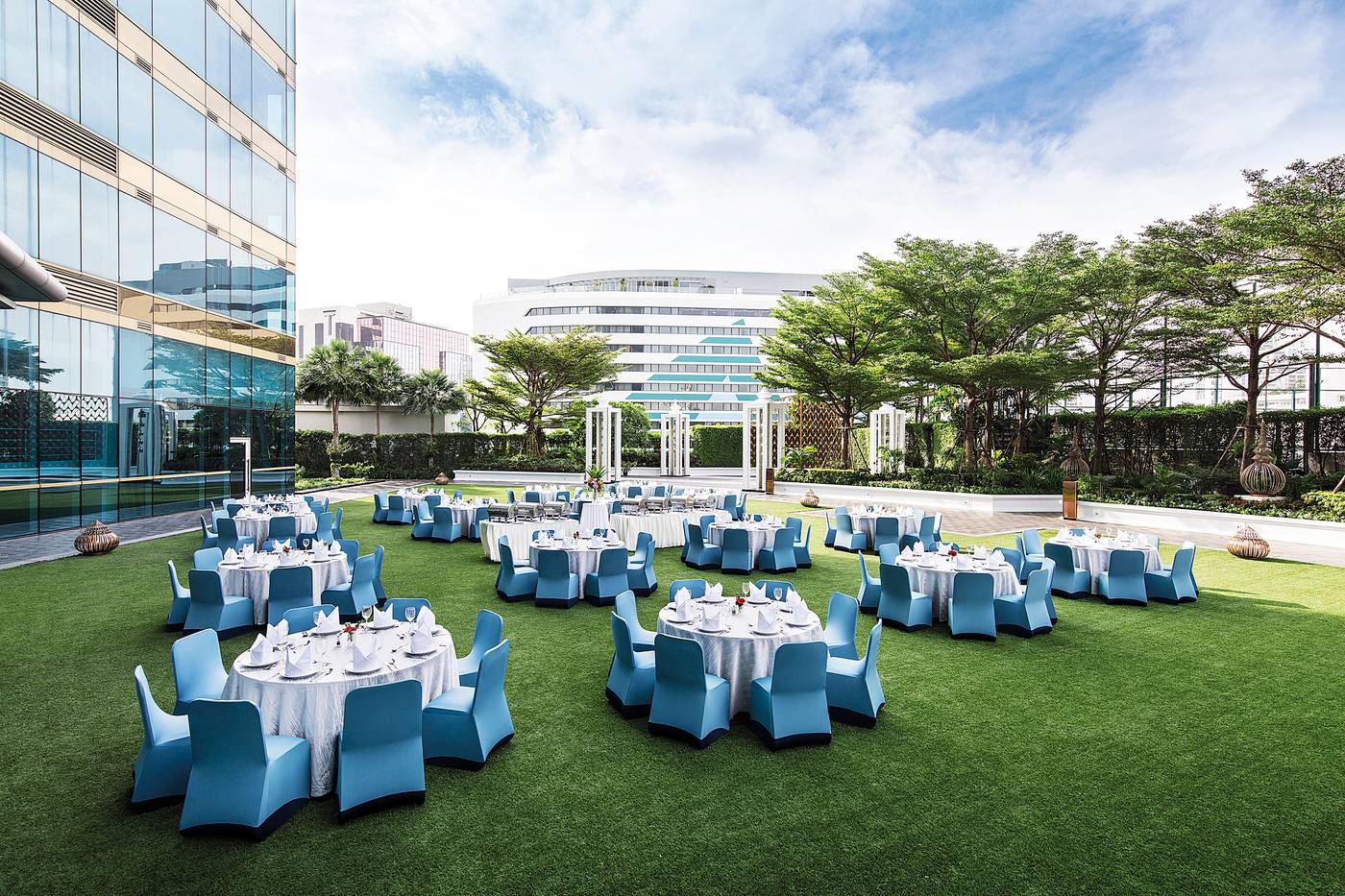 Grande-Centre-Point-Hotel-Terminal-21-Conferences-2