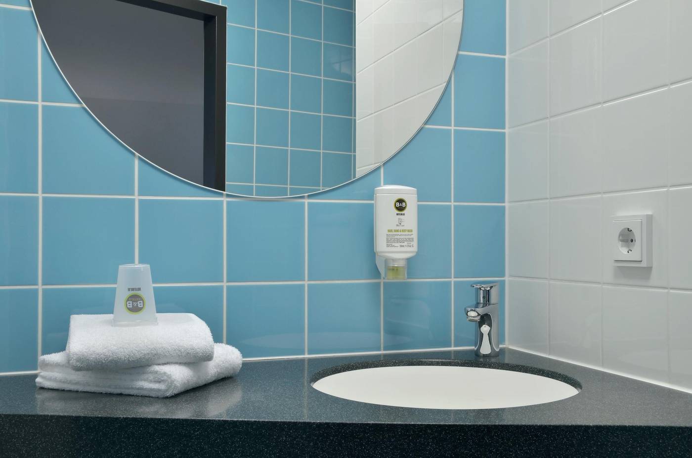 B&B Hotel Nürnberg-City-Germany-Nuremberg-Room-5