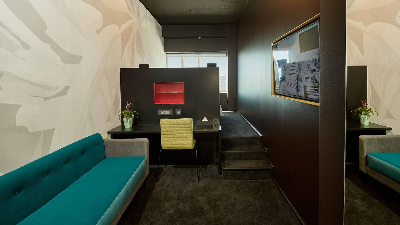 Hotel-Sky-Cape-Town-Room-23