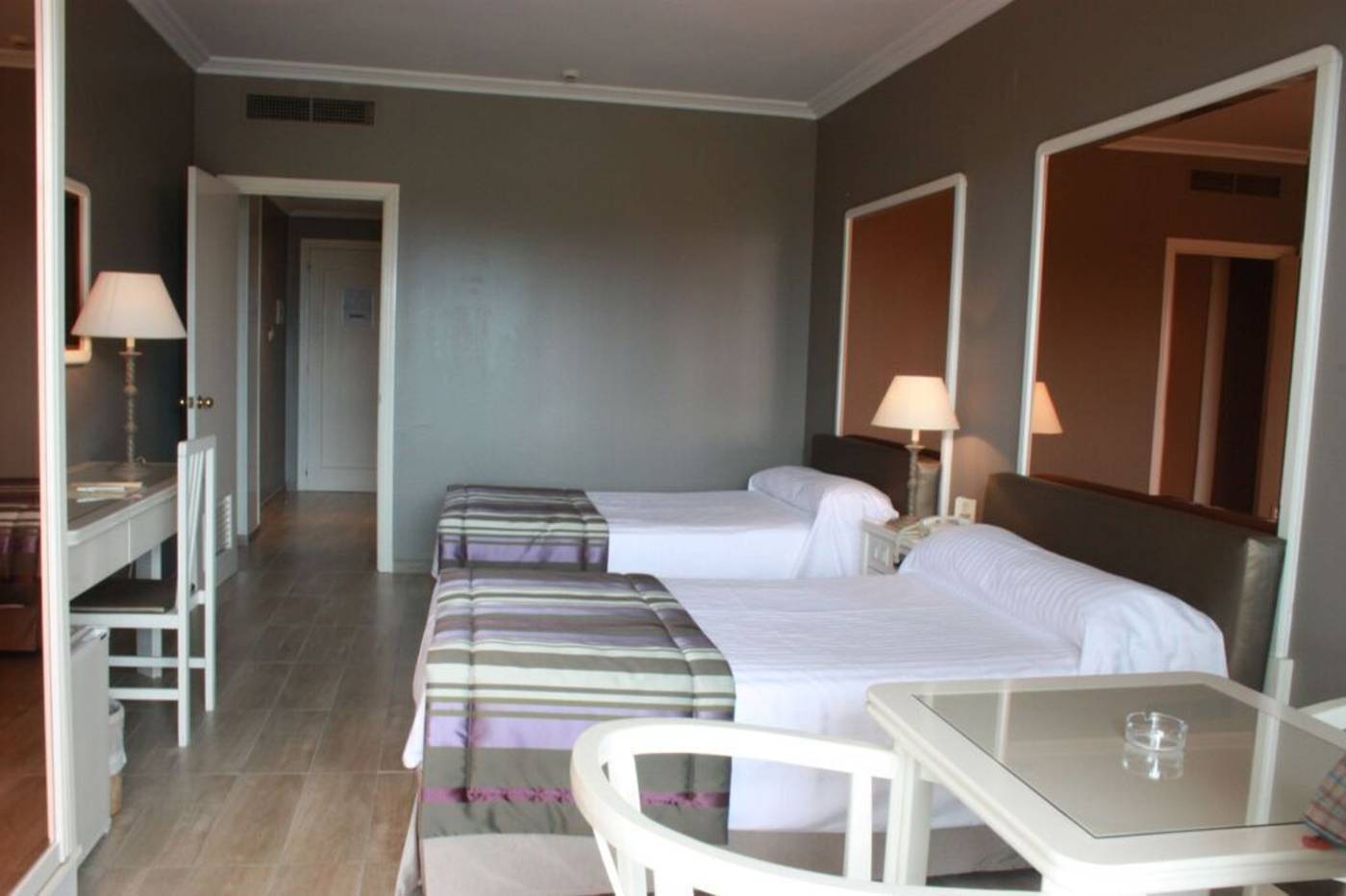 Mas-Gallau-Room-14