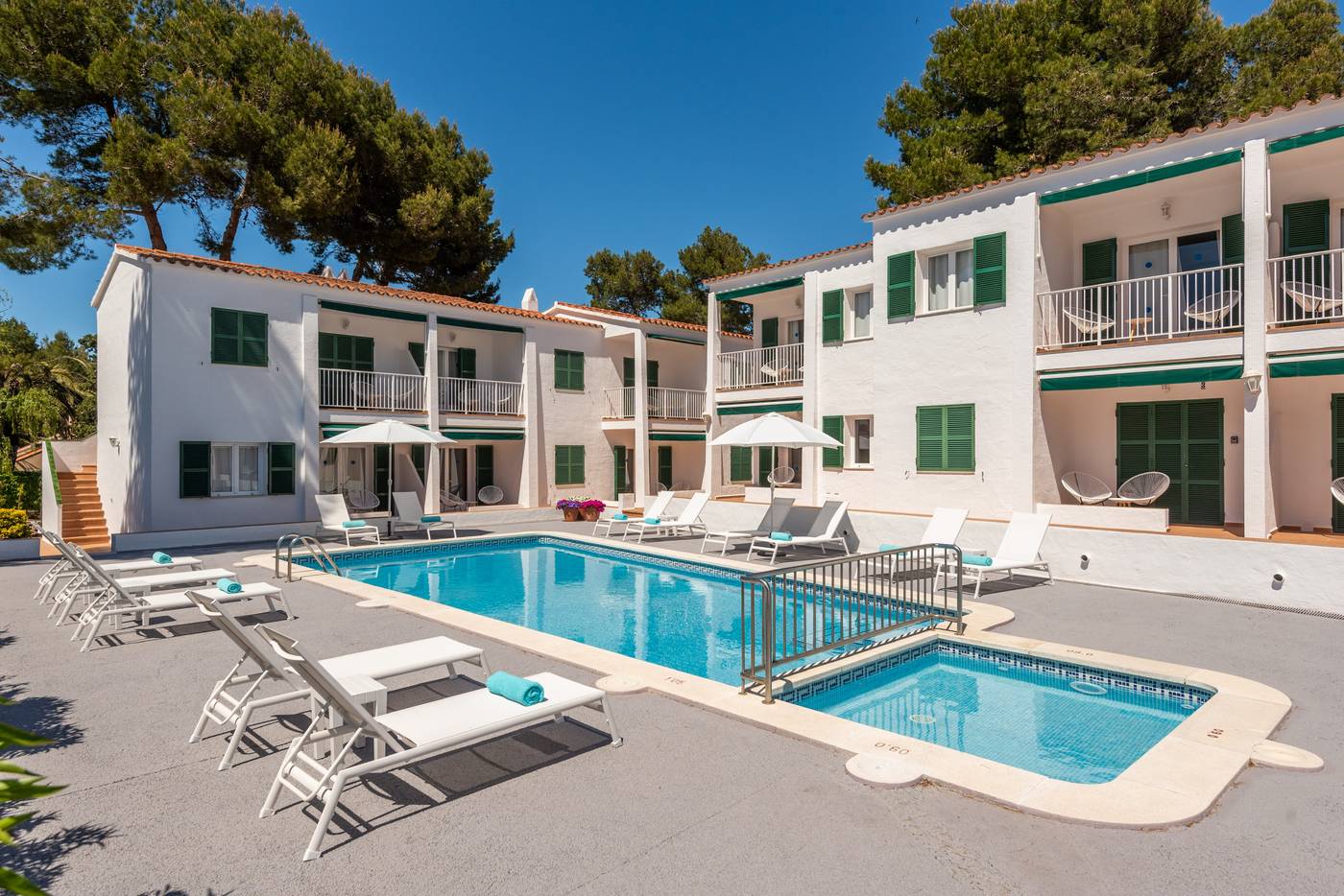 Annabels-I---II-Pool-1