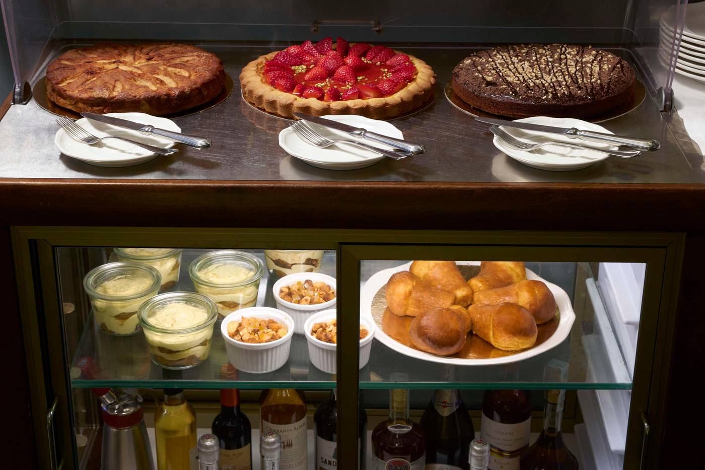 Golden-Tulip-Rome-Piram-Restaurant-42