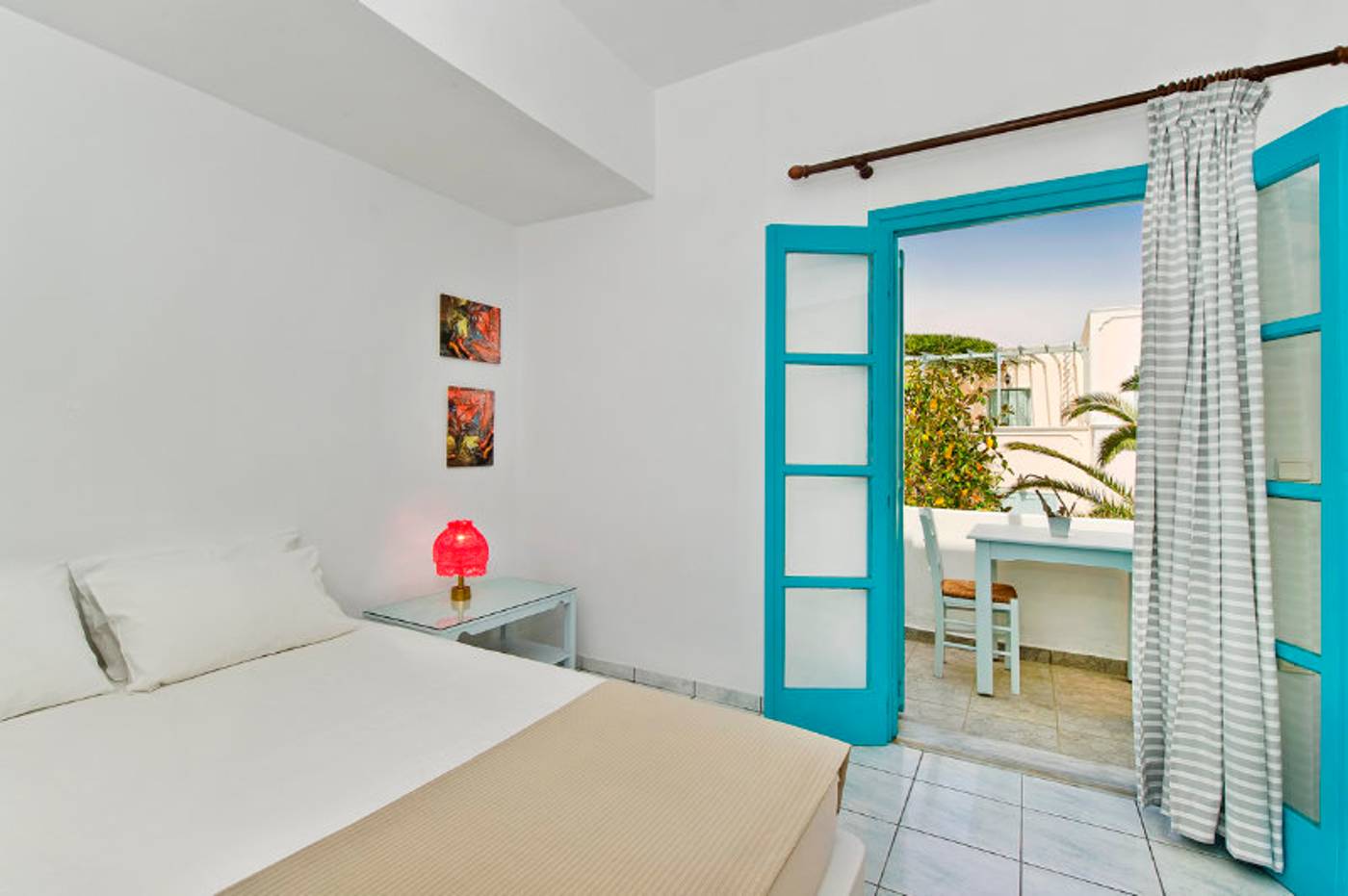 Nissia-Apartments-Room-6