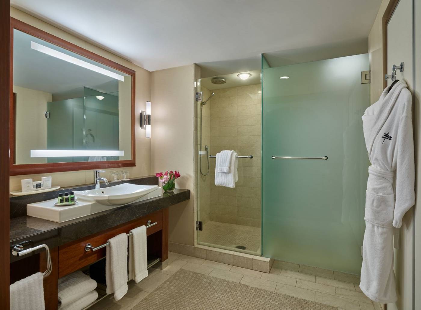 Battery-Wharf-Hotel--Boston-Waterfront-Room-27