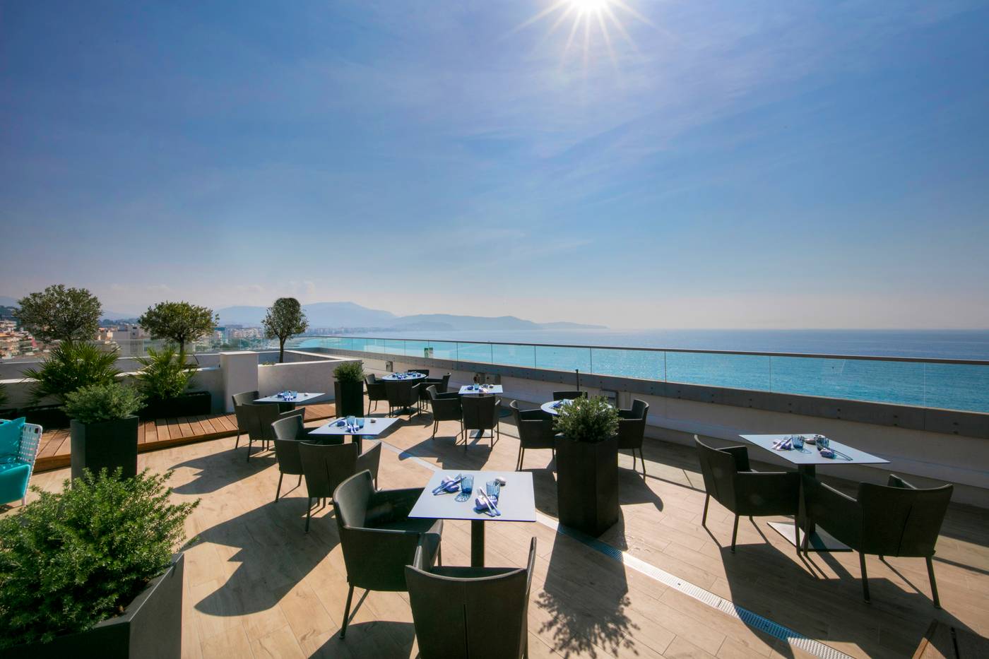 Radisson-Blu-Hotel-Nice-Restaurant-11