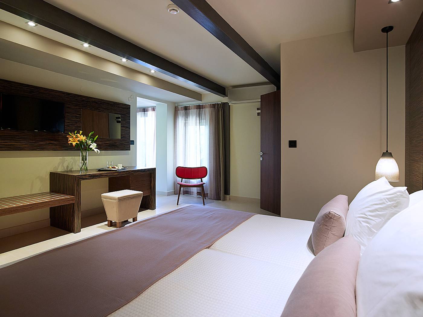 Elotis-Suites-Room-25