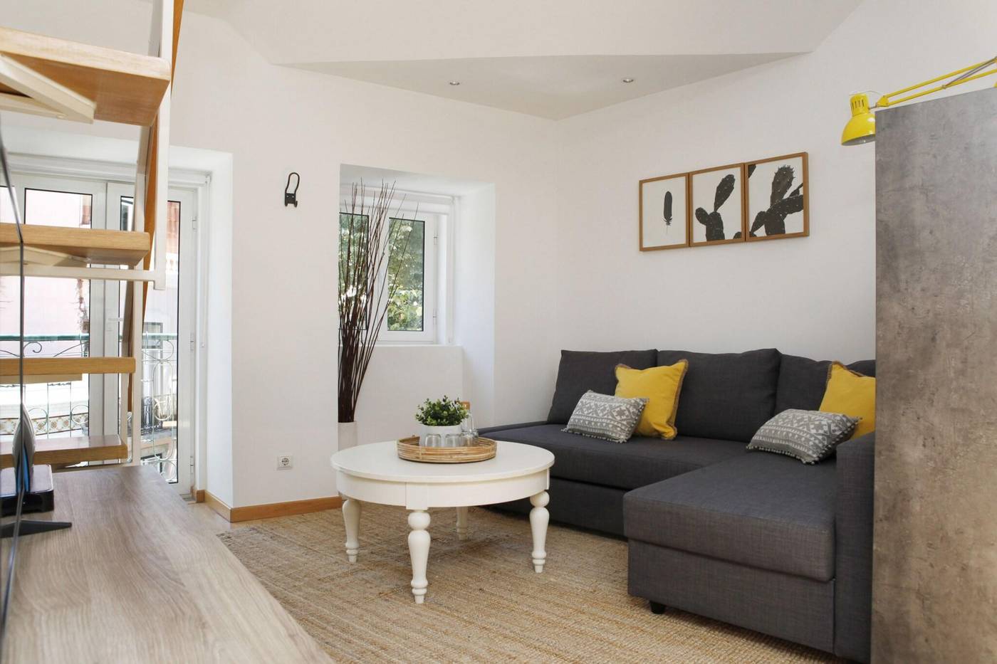 Flores-Guest-House-Room-6