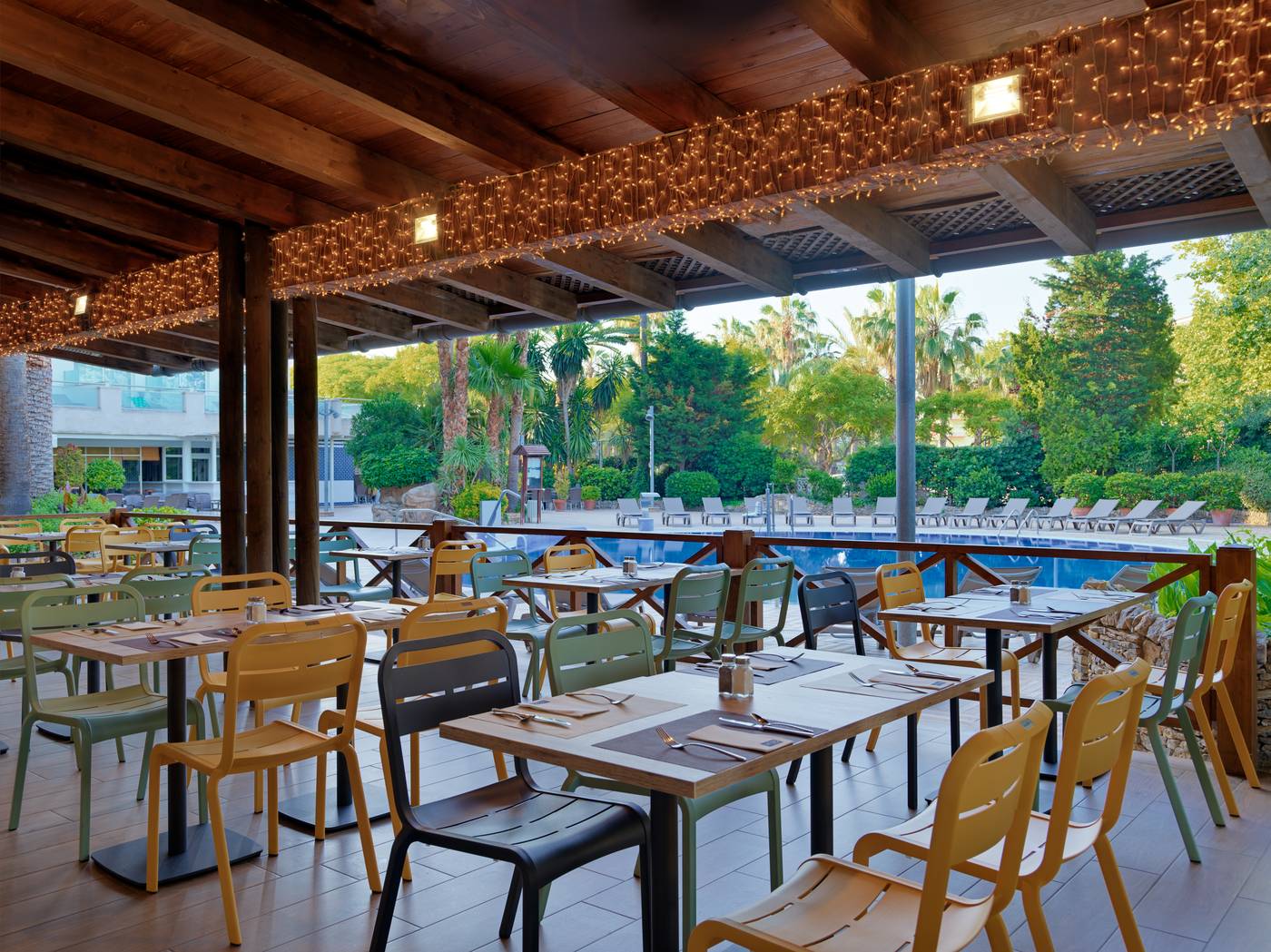 H10-Vintage-Salou---Adults-Only--16---Bar-22