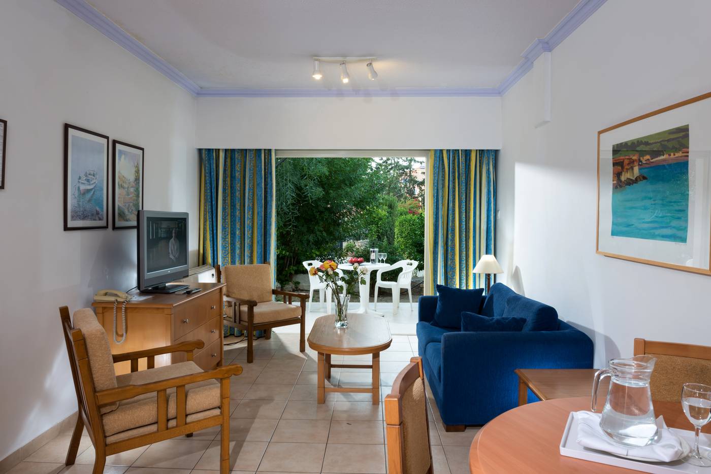 Paphos Gardens Holiday Resort 