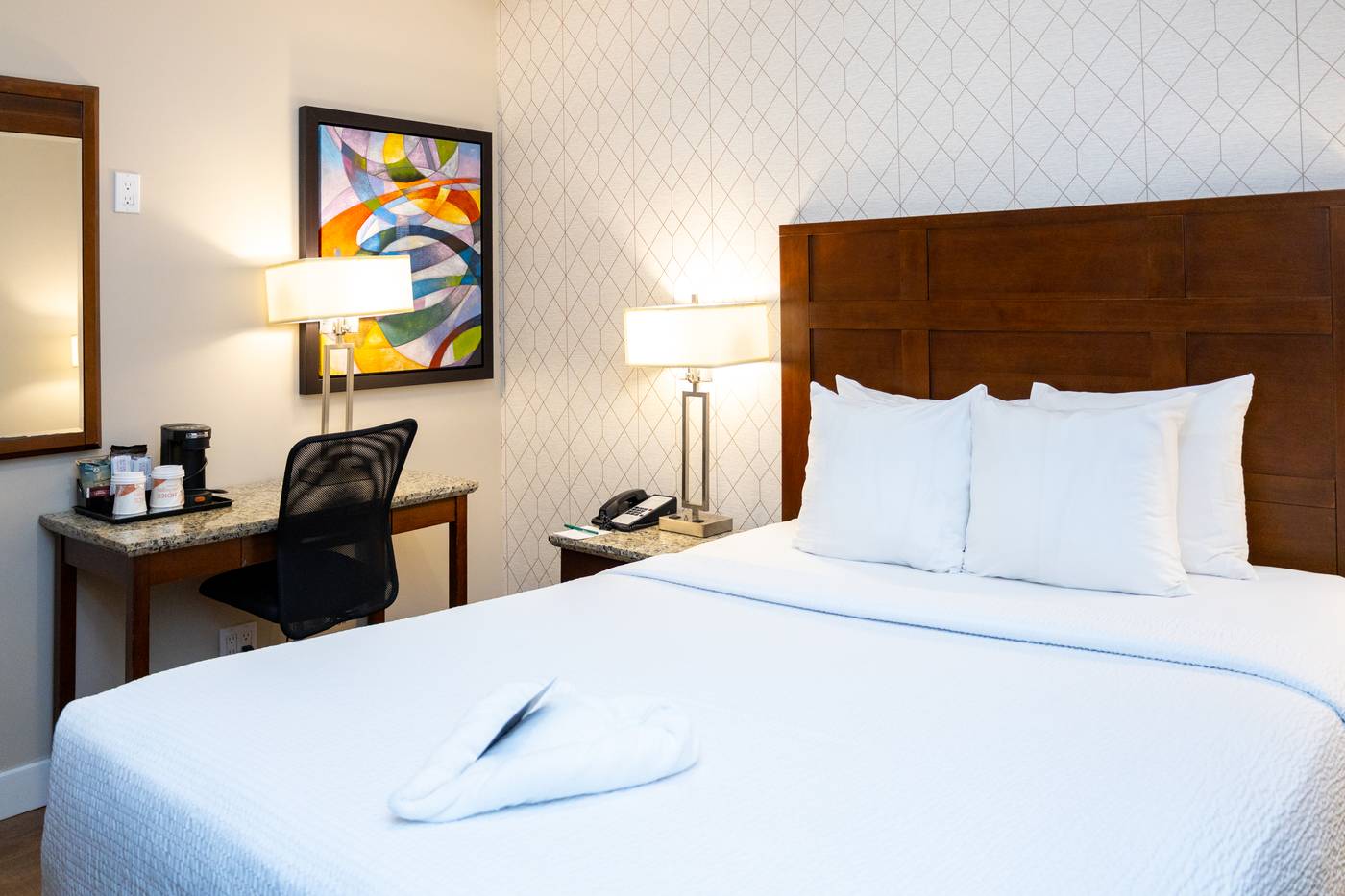 Quality-Inn---Suites-Downtown-Vancouver-Room-19