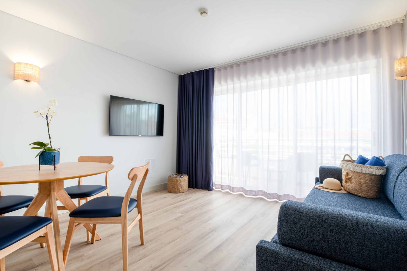 Aqualuz-Suite-Hotel-Apartamentos-Room-14