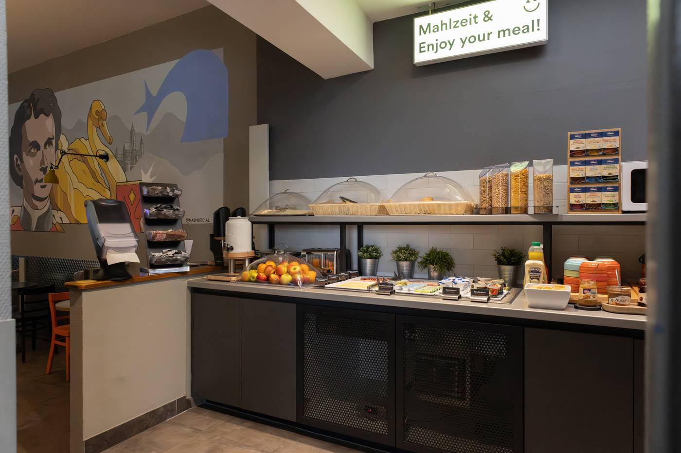 A-O-Munich-Central-Station-Restaurant-21