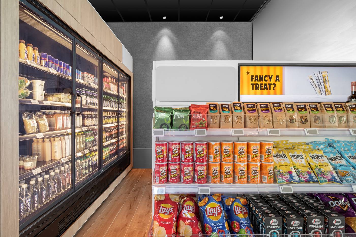 Radisson-Hotel---Suites-Amsterdam-South-Lobby-22