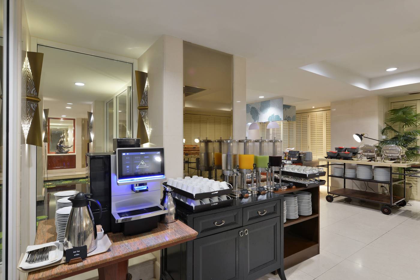 Centre-Point-Sukhumvit-Thong-Lo-Restaurant-16