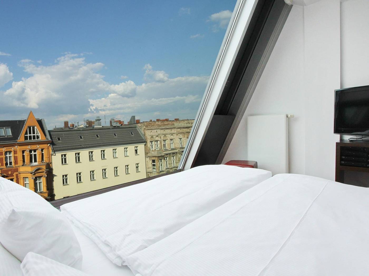 Arcotel-Velvet-Berlin-Room-6