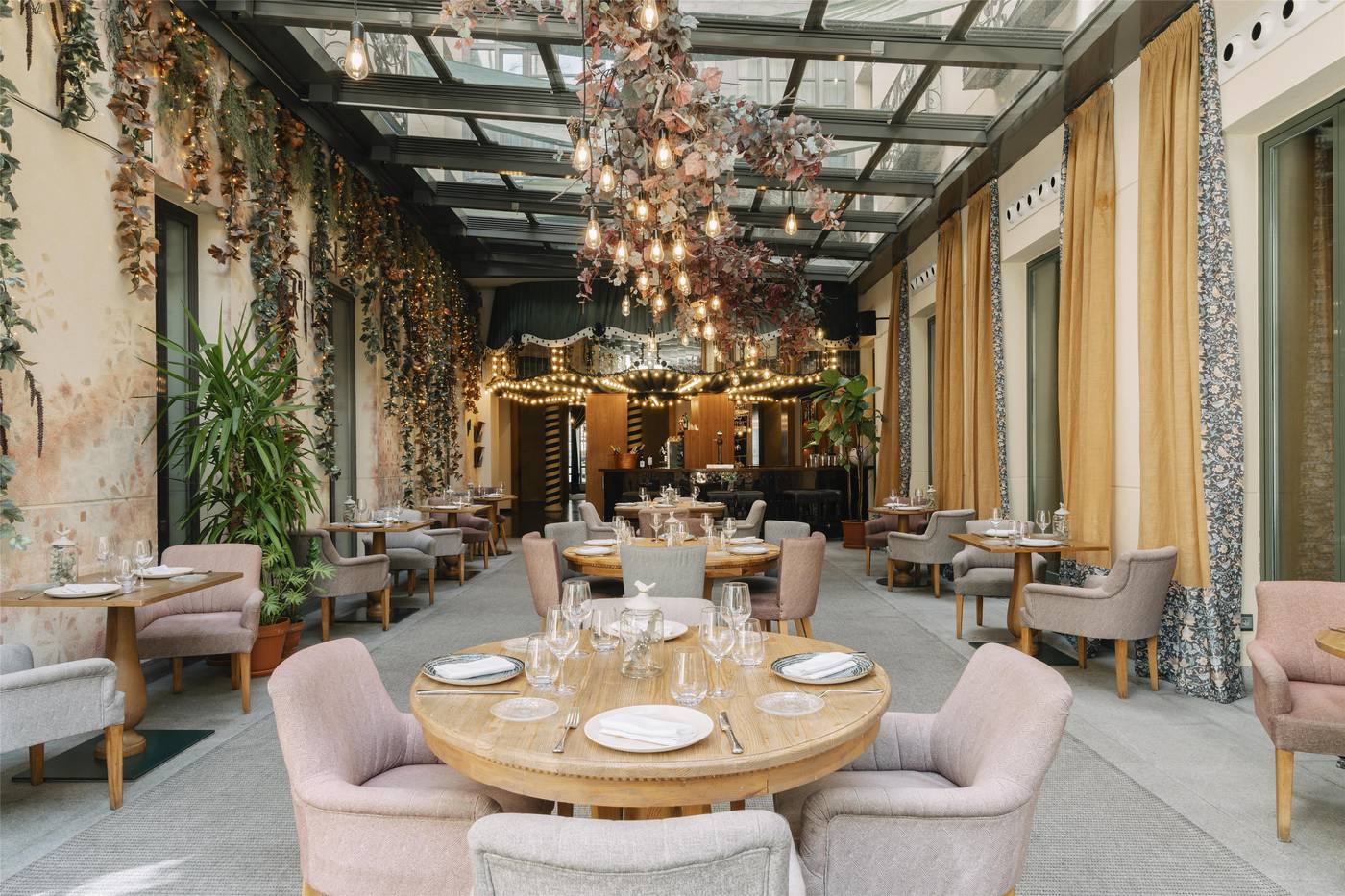 Vincci-Soho-Restaurant-56