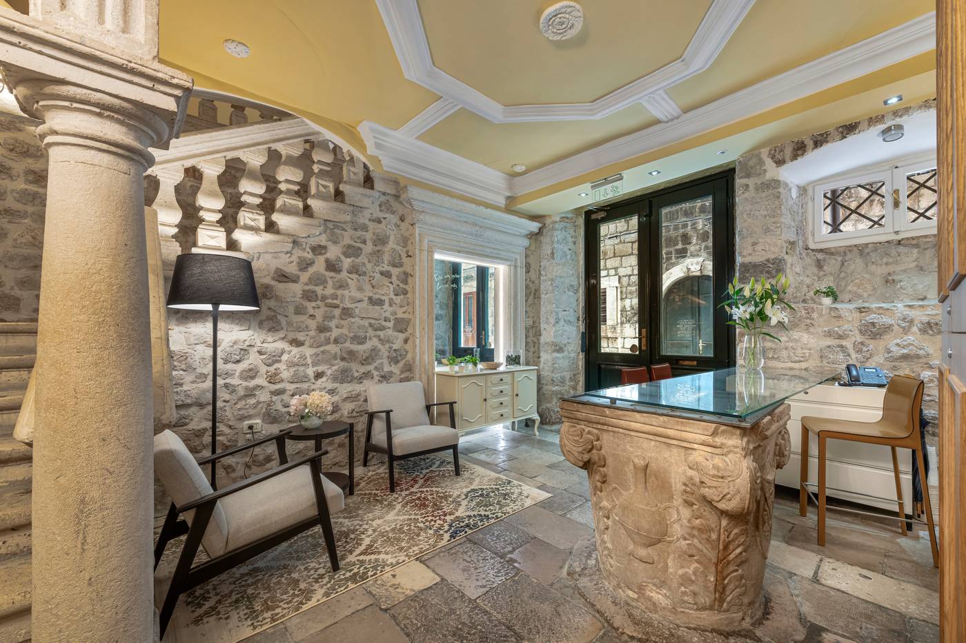 Palmotta-Palace-Lobby-56