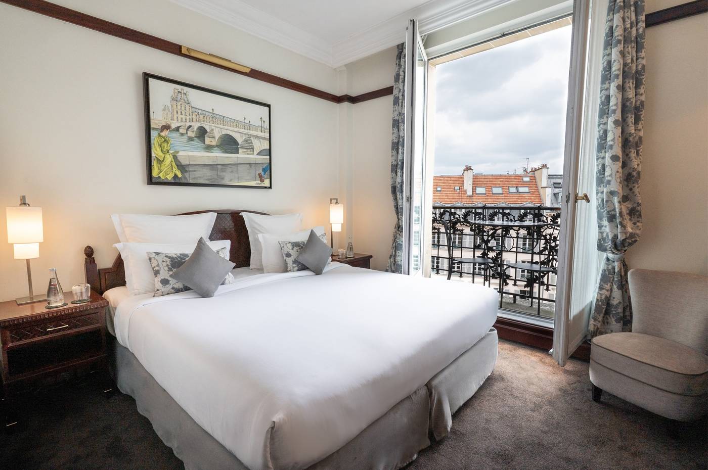 Hotel-Signature-Saint-Germain-des-Pres-Room-16