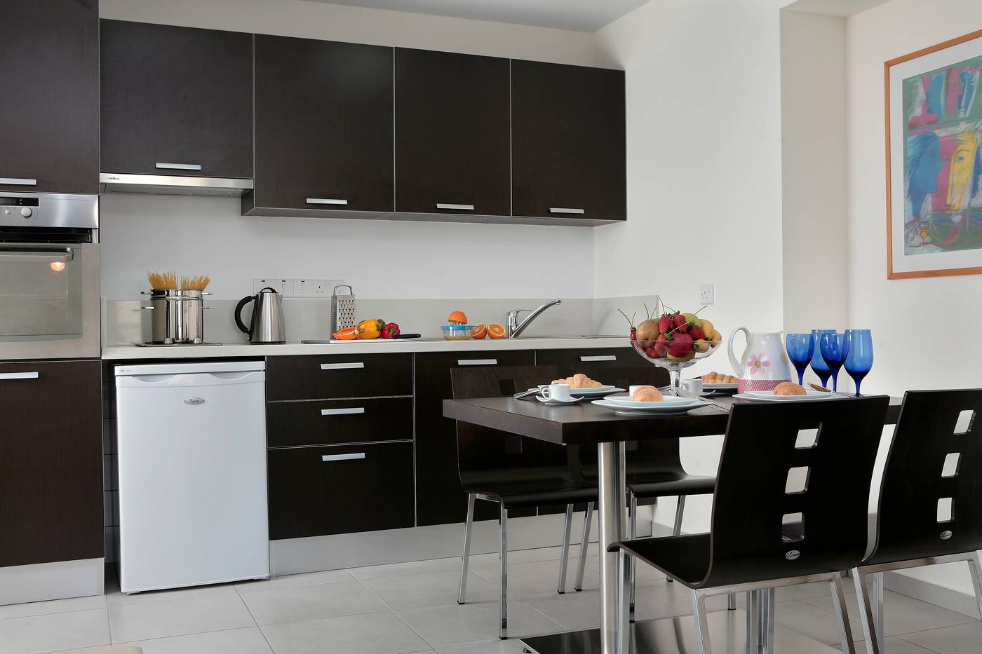 Anemi-Hotel-and-Suites-Room-55