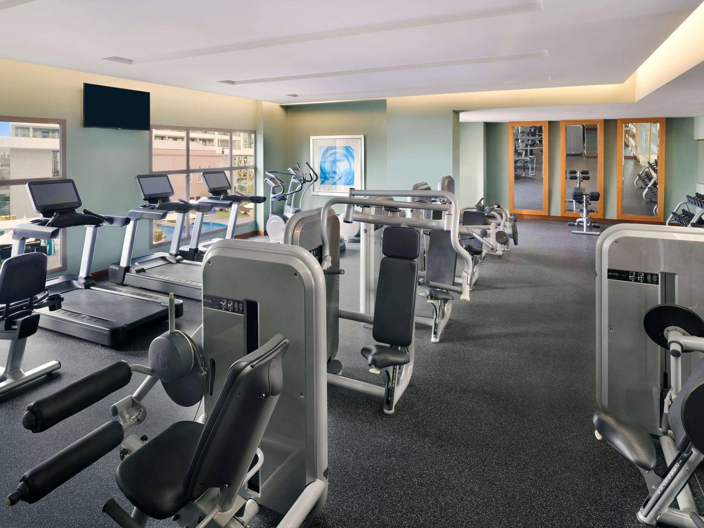 Movenpick-Jumeirah-Beach-Sports-and-Entertainment-86