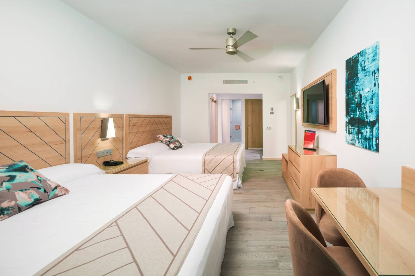 Riu-Ocho-Rios-All-Inclusive-Room-21