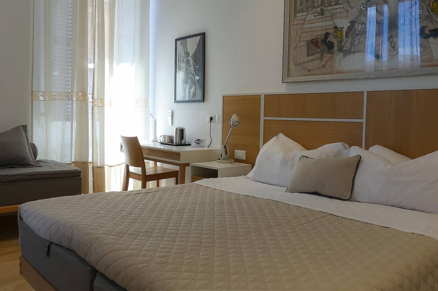 Roma-Vespahouse-Room-13