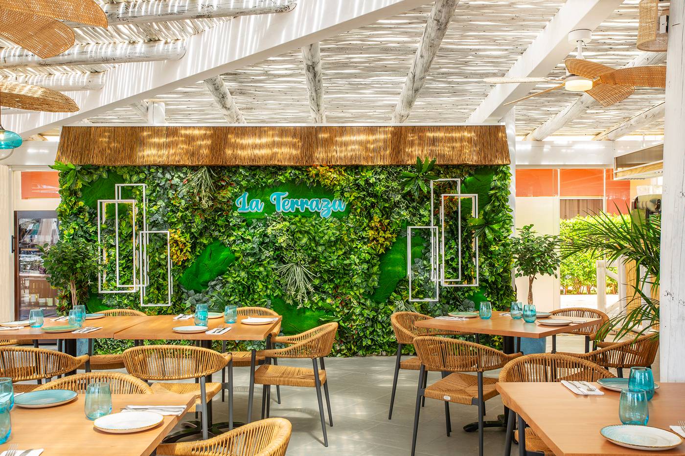 Sunset-Beach-Club-Terrace-41