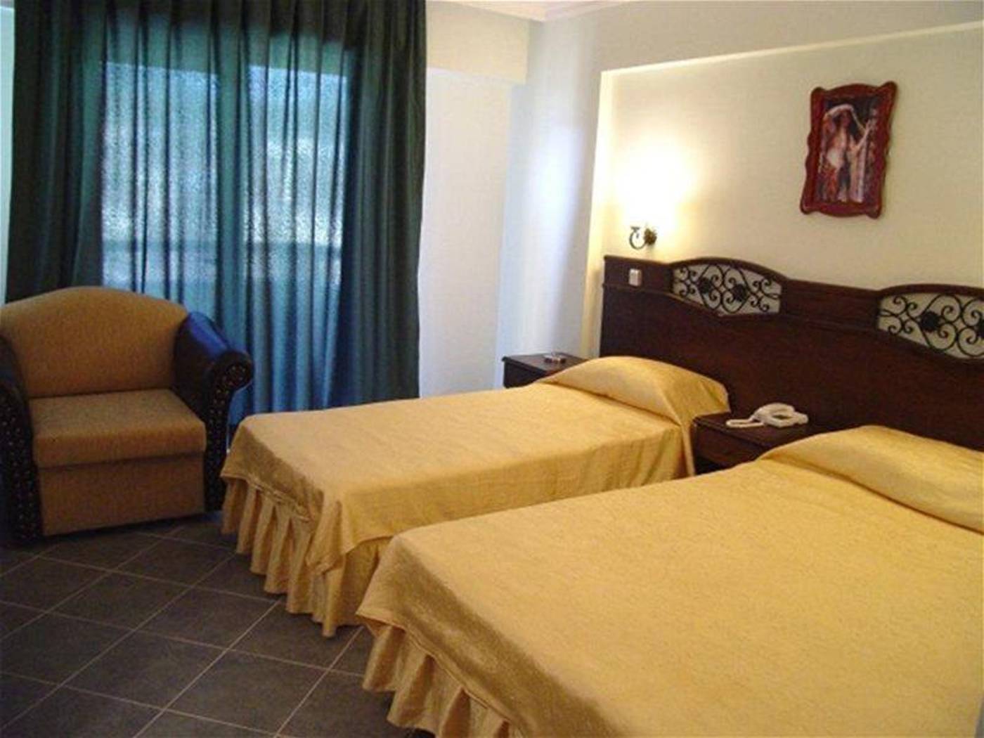 Club-Ege-Antique-General-view-17