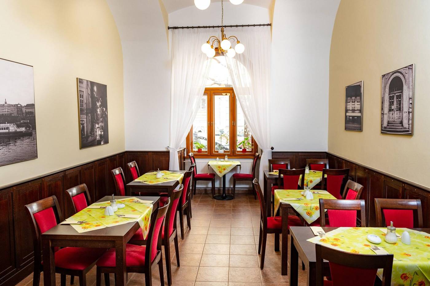 Hotel-Petr-Restaurant-17