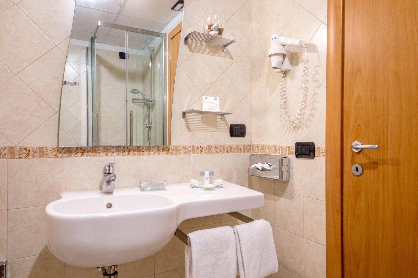 Hotel-Domidea-Room-41