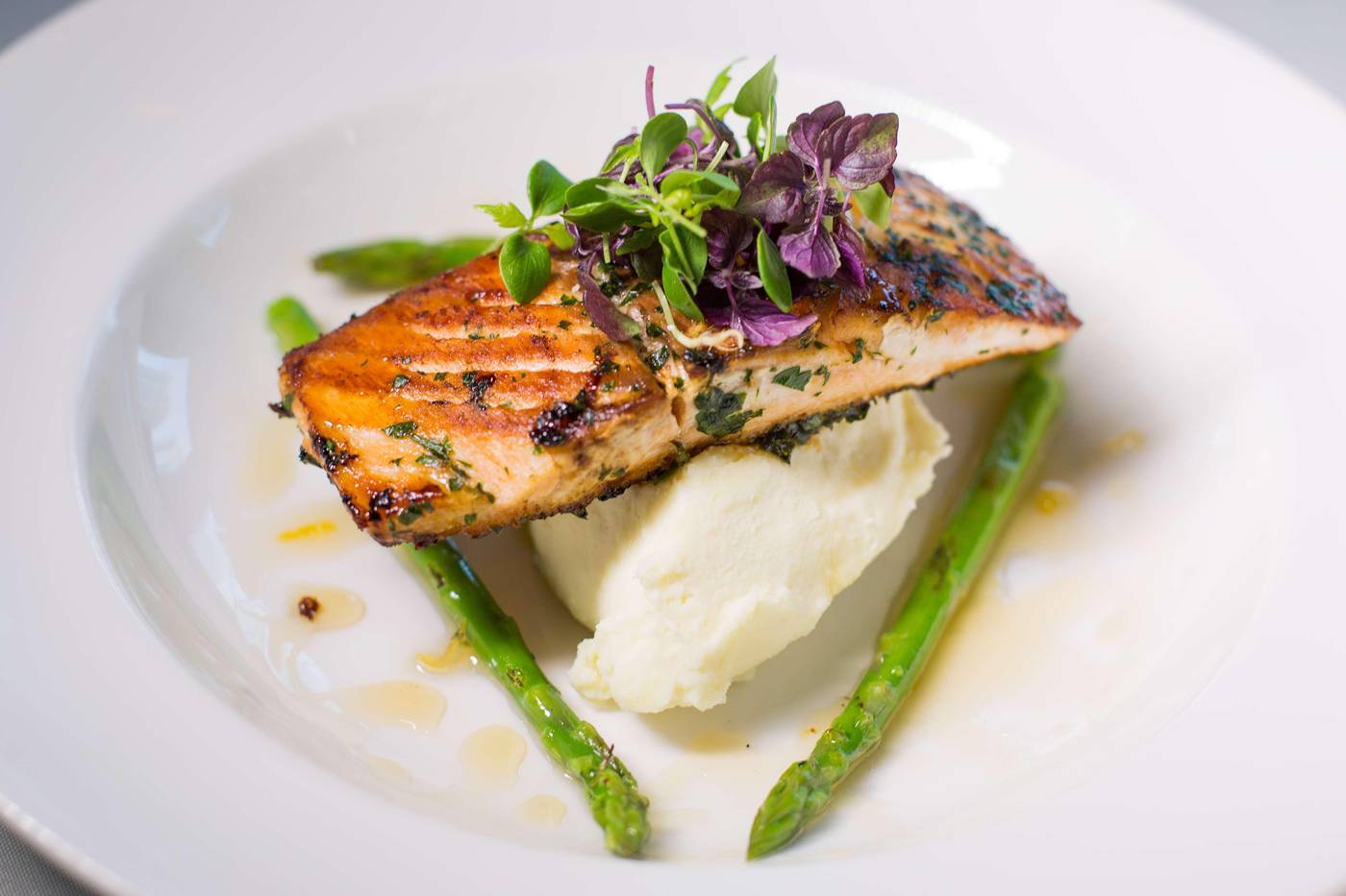 Radisson-Blu-Residence-Dubai-Marina-Restaurant-7