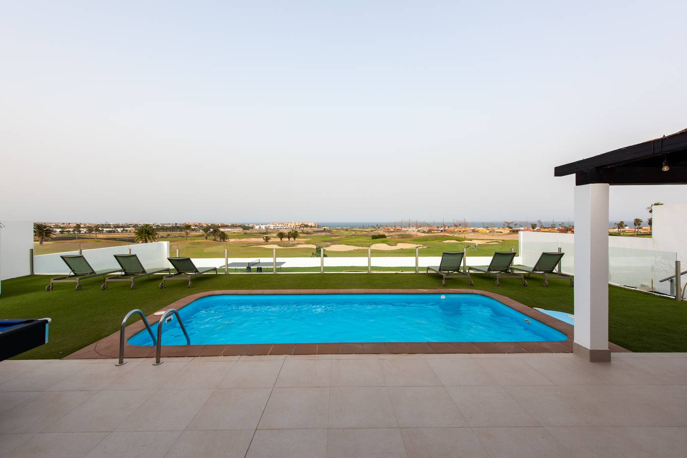 11.06.25 EREZA The White Homes