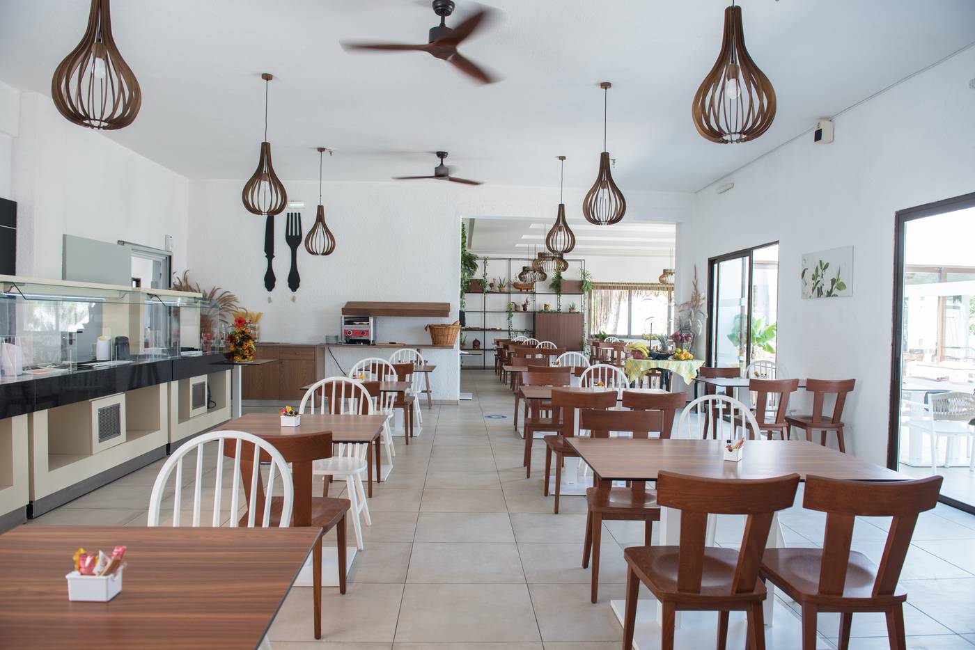 Summer-Village-Hotel-Restaurant-36