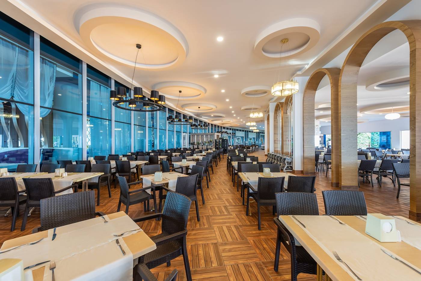 Vikingen-Infinity-Resort---Spa-Restaurant-42