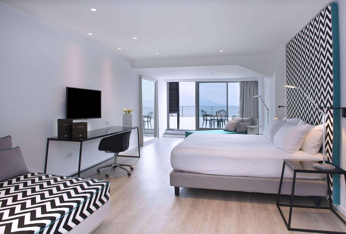 Hilton-Sorrento-Palace-Room-27