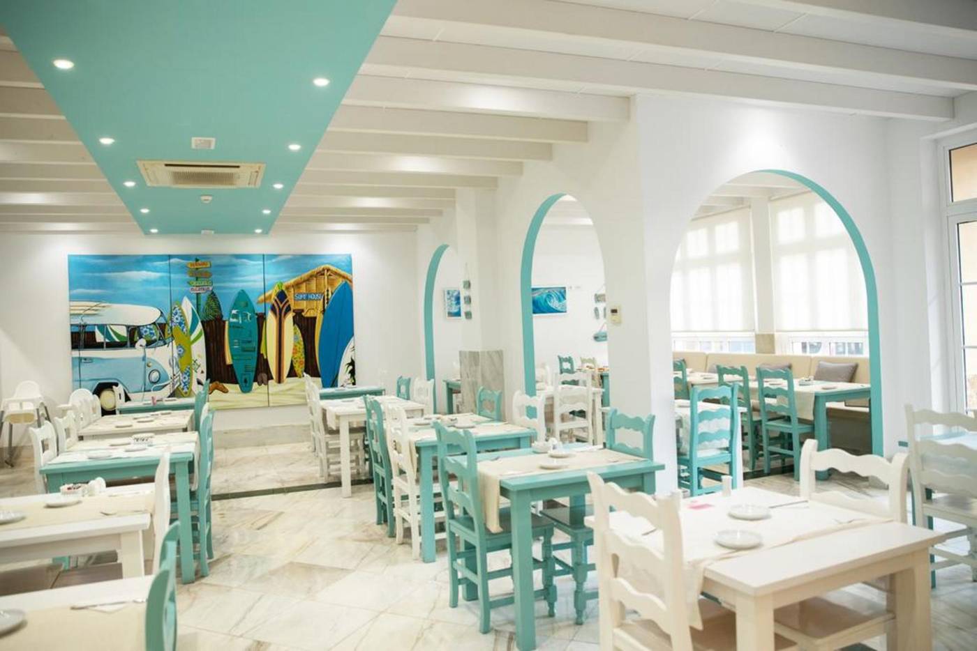 Surfing-Colors-Corralejo-Restaurant-53