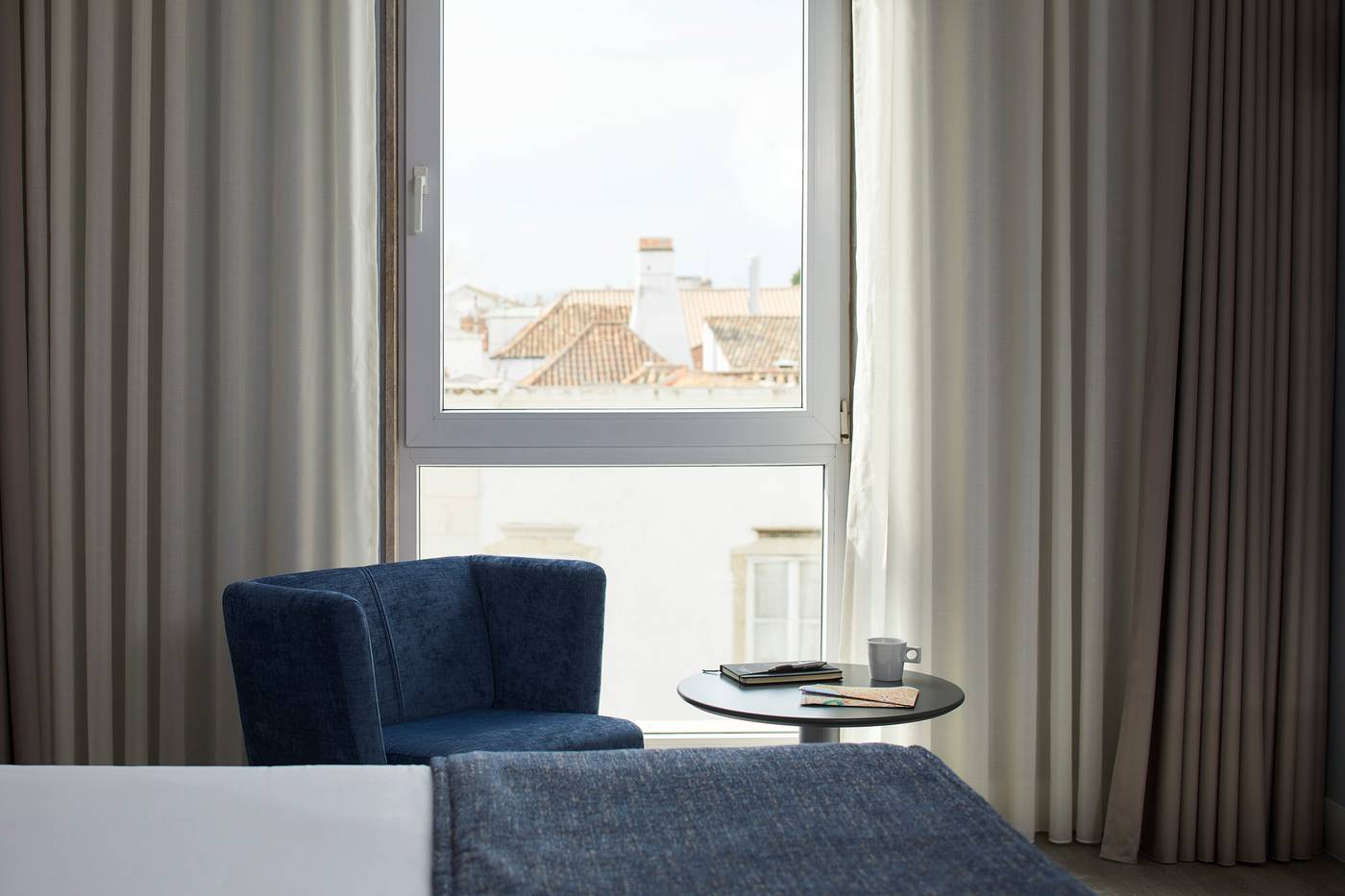 Faro---Beach-Club-Room-20