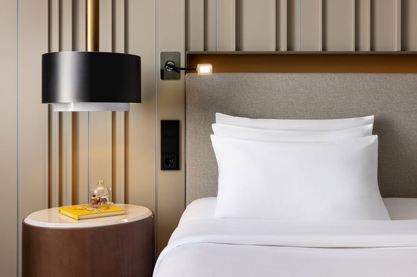 NH-Collection-Amsterdam-Flower-Market-Room-43