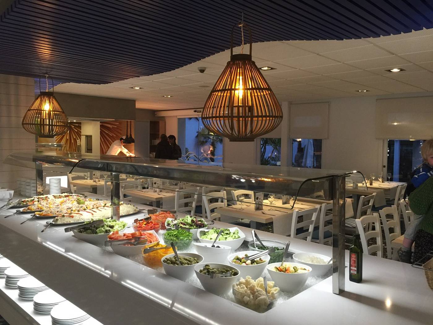 Apartamentos-Neptuno-Calella-Restaurant-28