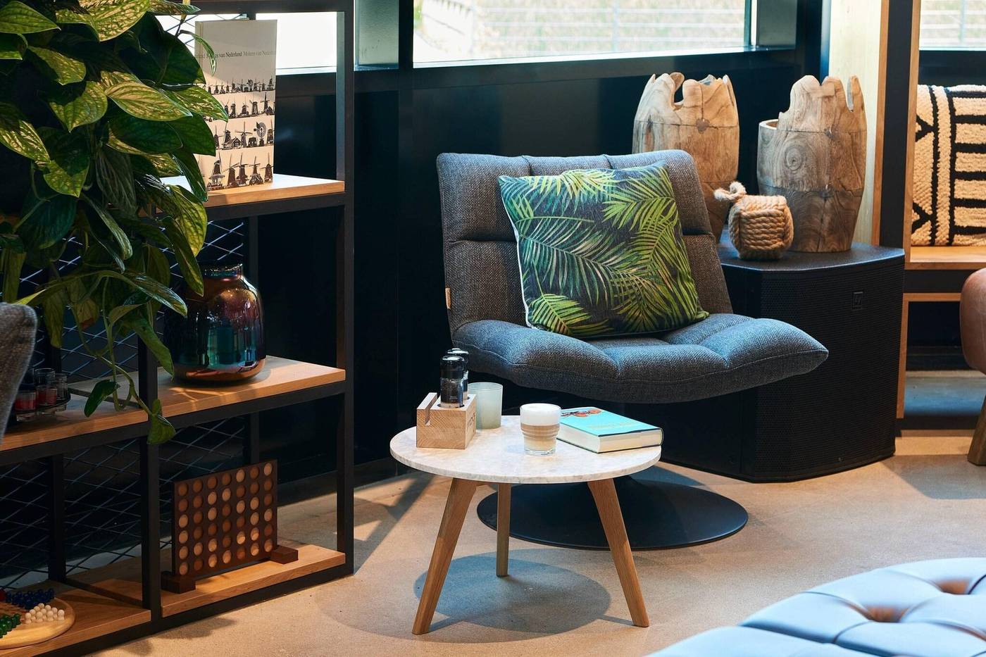 Moxy-Amsterdam-Schiphol-Airport-General-view-2