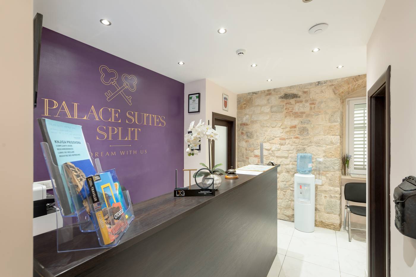 Palace-Suites-Heritage-hotel---Adults-Only-Lobby-39