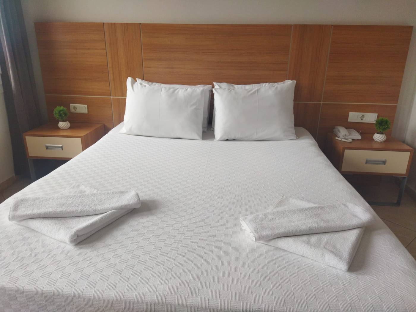 Akdeniz-Beach-Hotel-Room-43