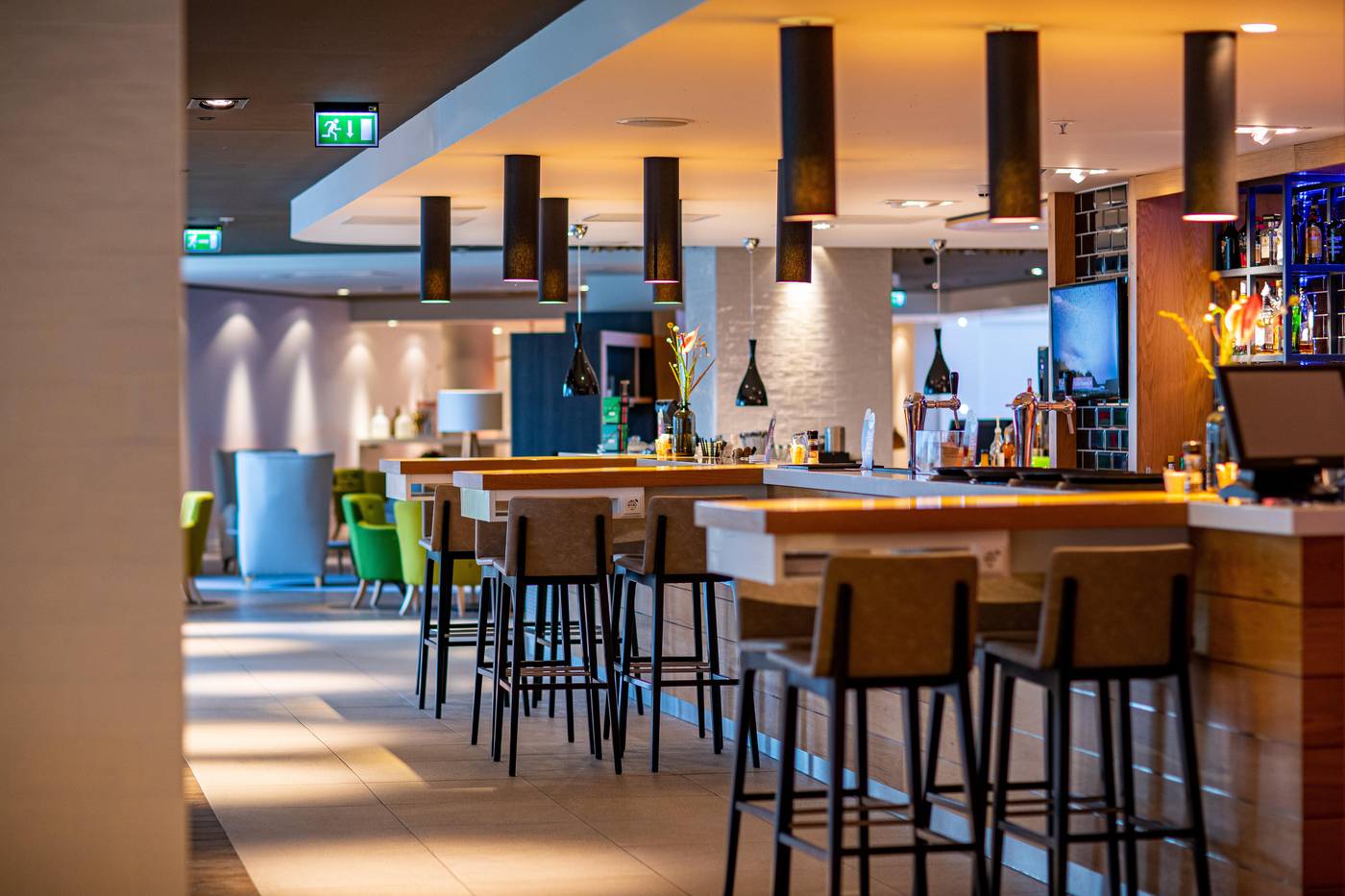 Holiday-Inn-Express-Amsterdam-Arena-Towers-Bar-18