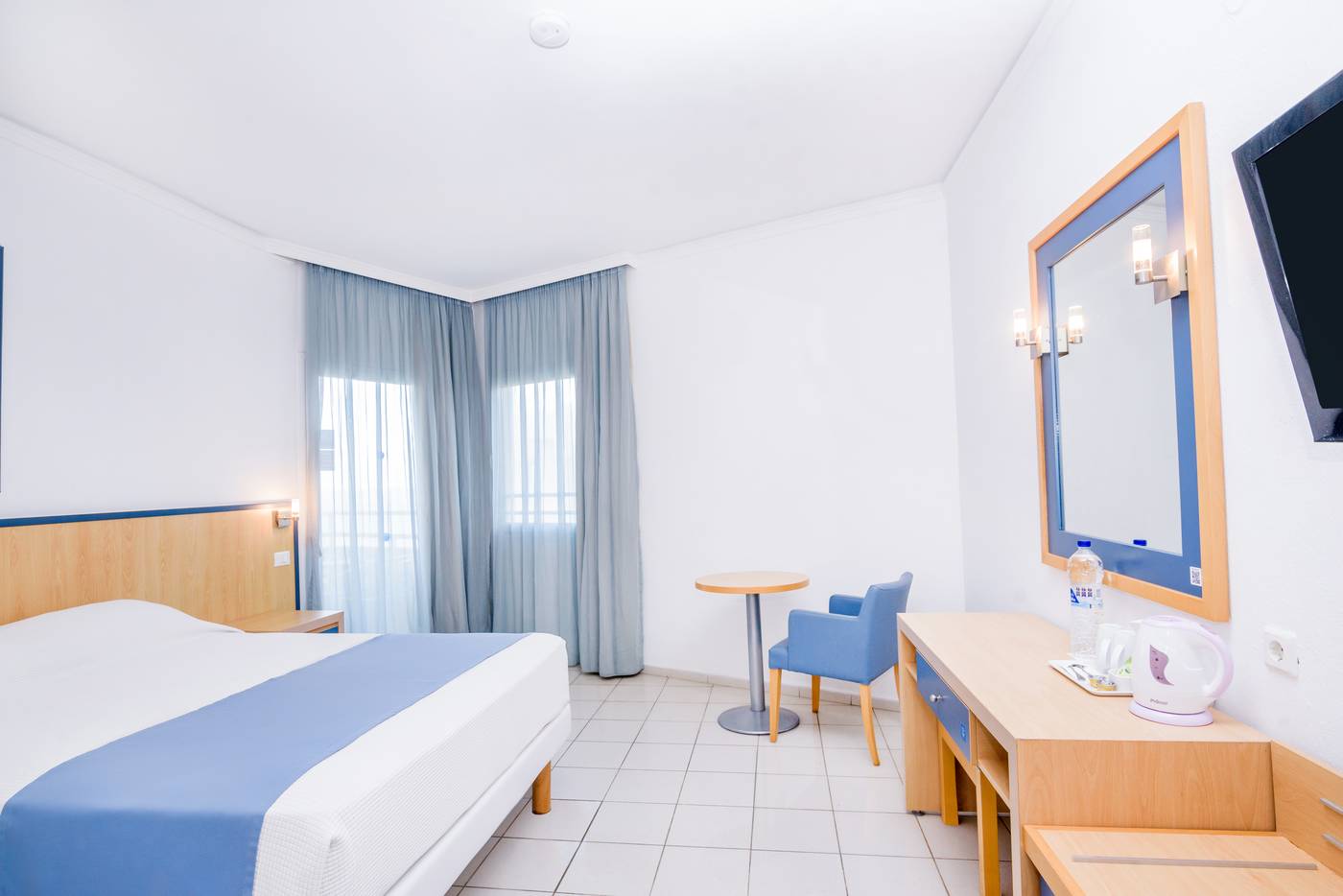 Atlantica-Ocean-Beach-Resort-Room-22
