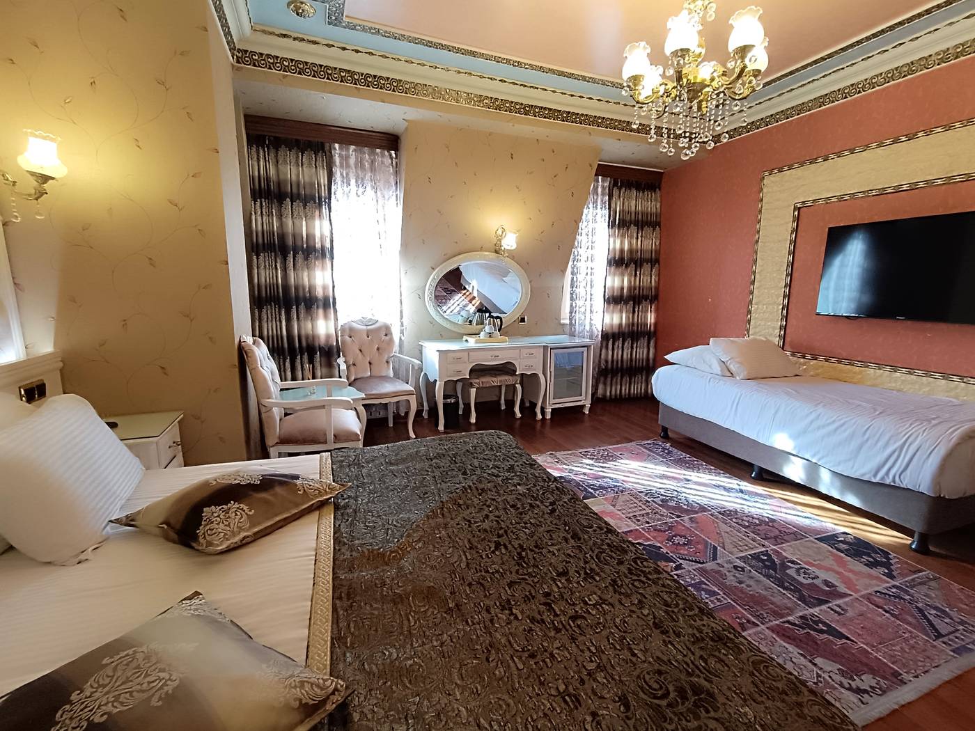 Golden-Horn-Sirkeci-Room-27