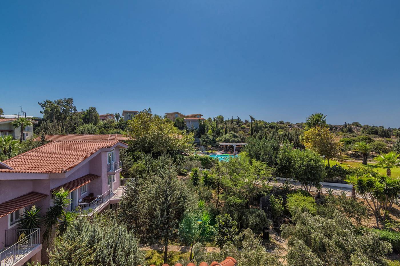 The-Small-Village-Room-4