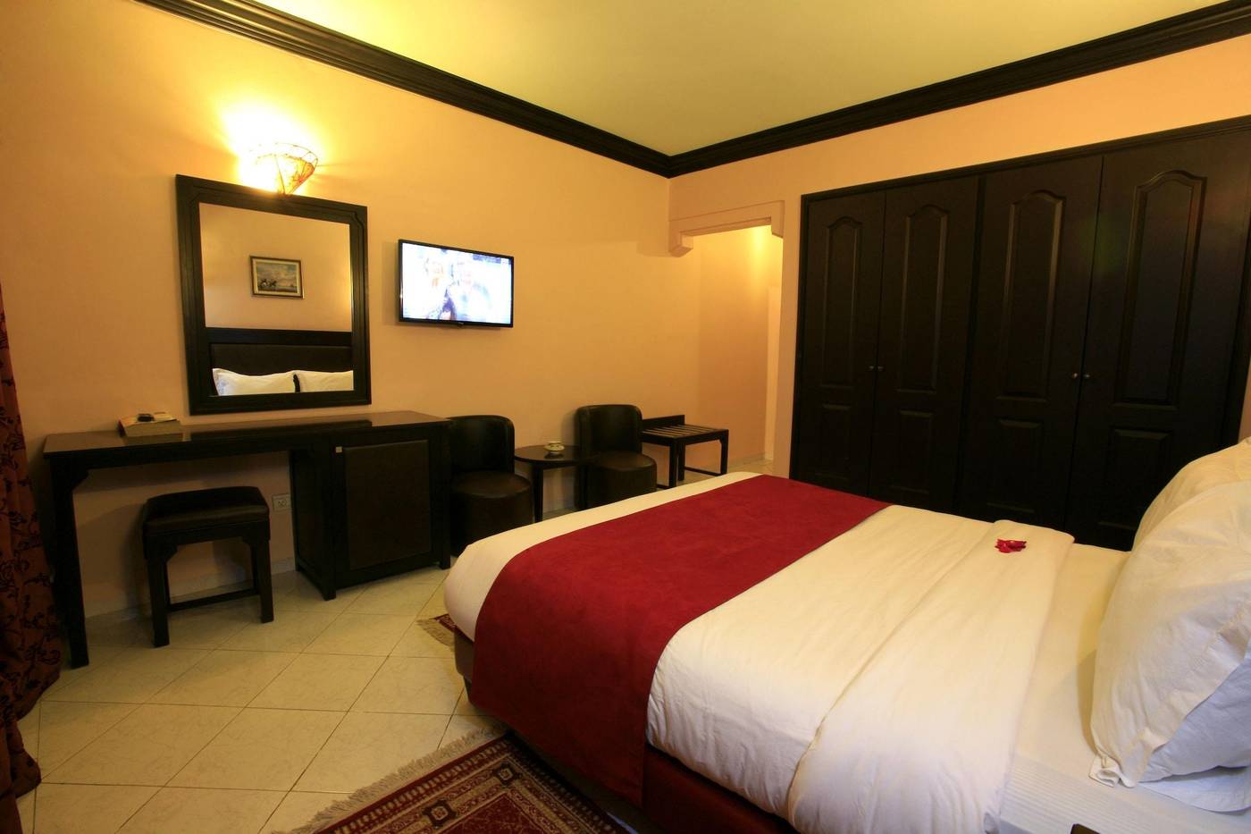 Imperial-Holiday---Spa-Room-26