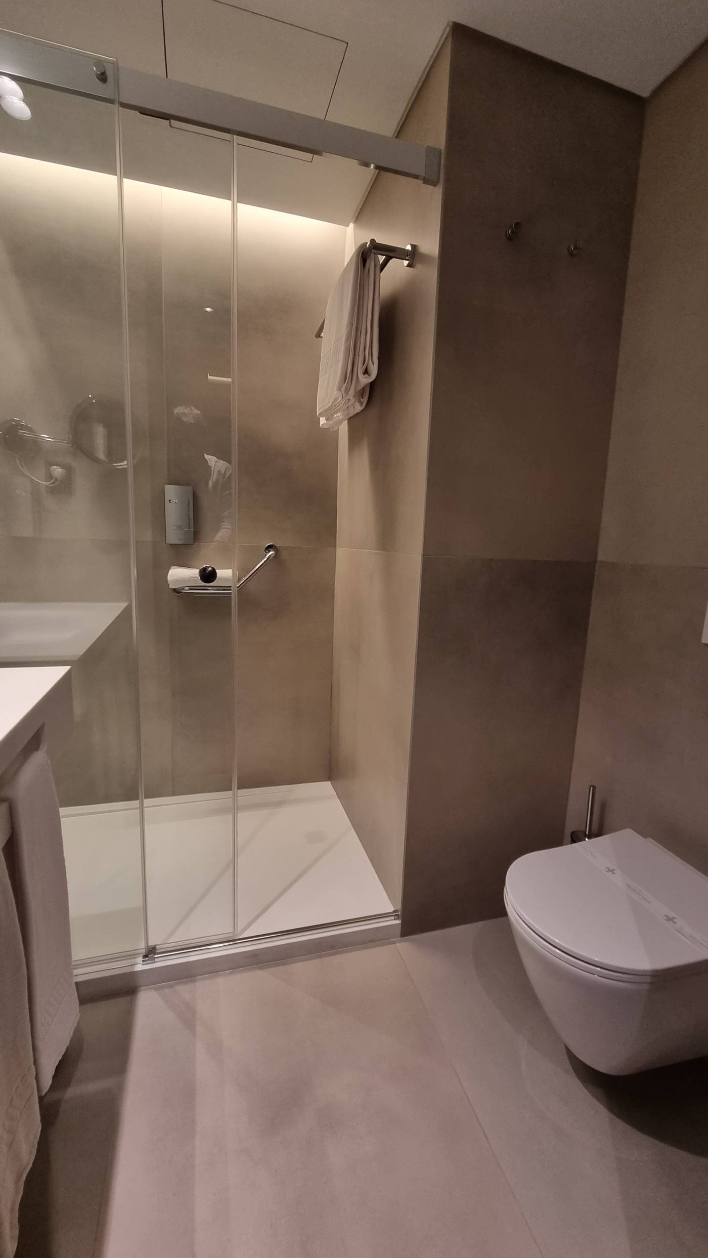 Principe-Avila-Room-47