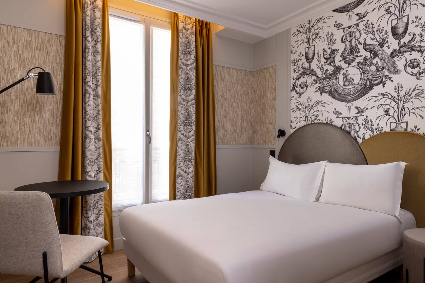 Grand-Hotel-Leveque-Room-8