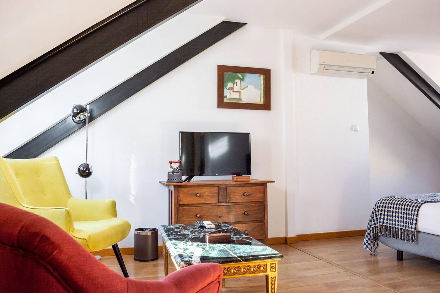 Casa-Do-Patio-Bed---Breakfast-Room-34